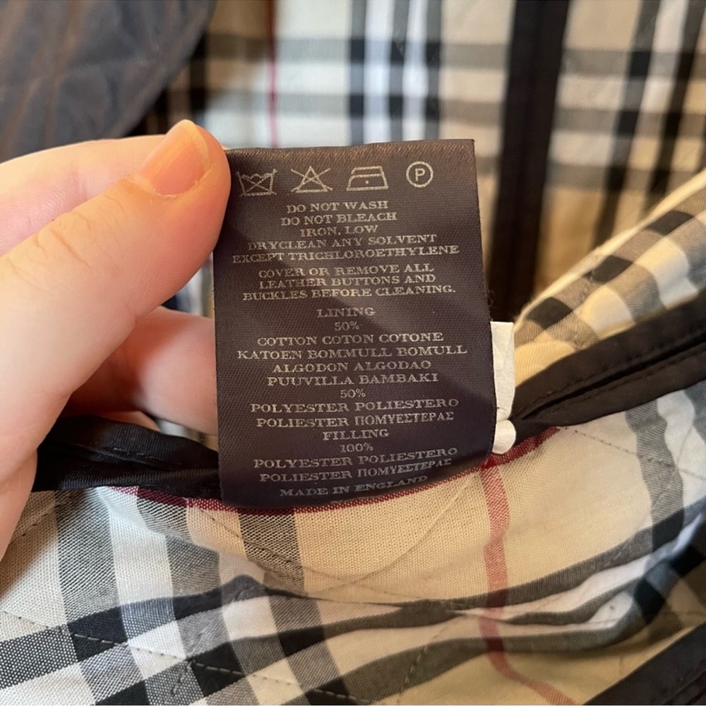Burberry jacket - Picture 9 of 10